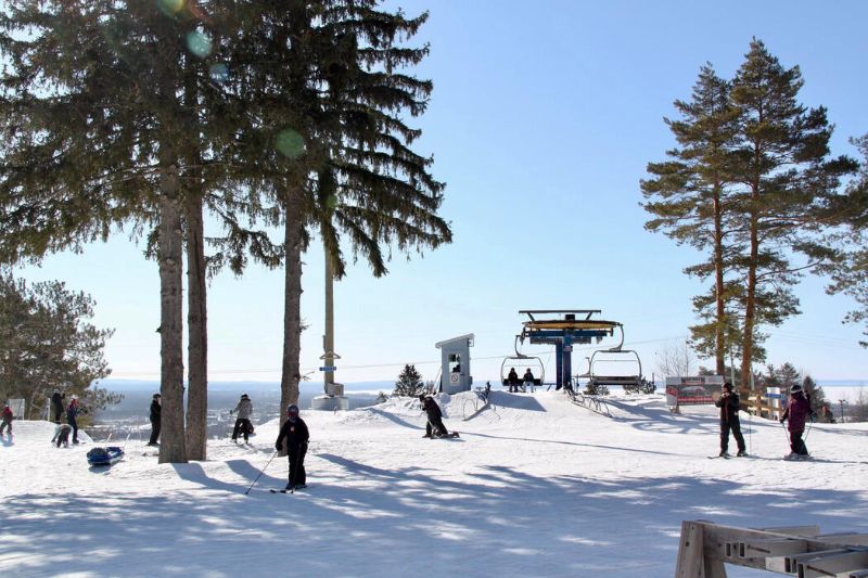 Northeastern Ontario Ski Hills - Laurentian Ski Hill